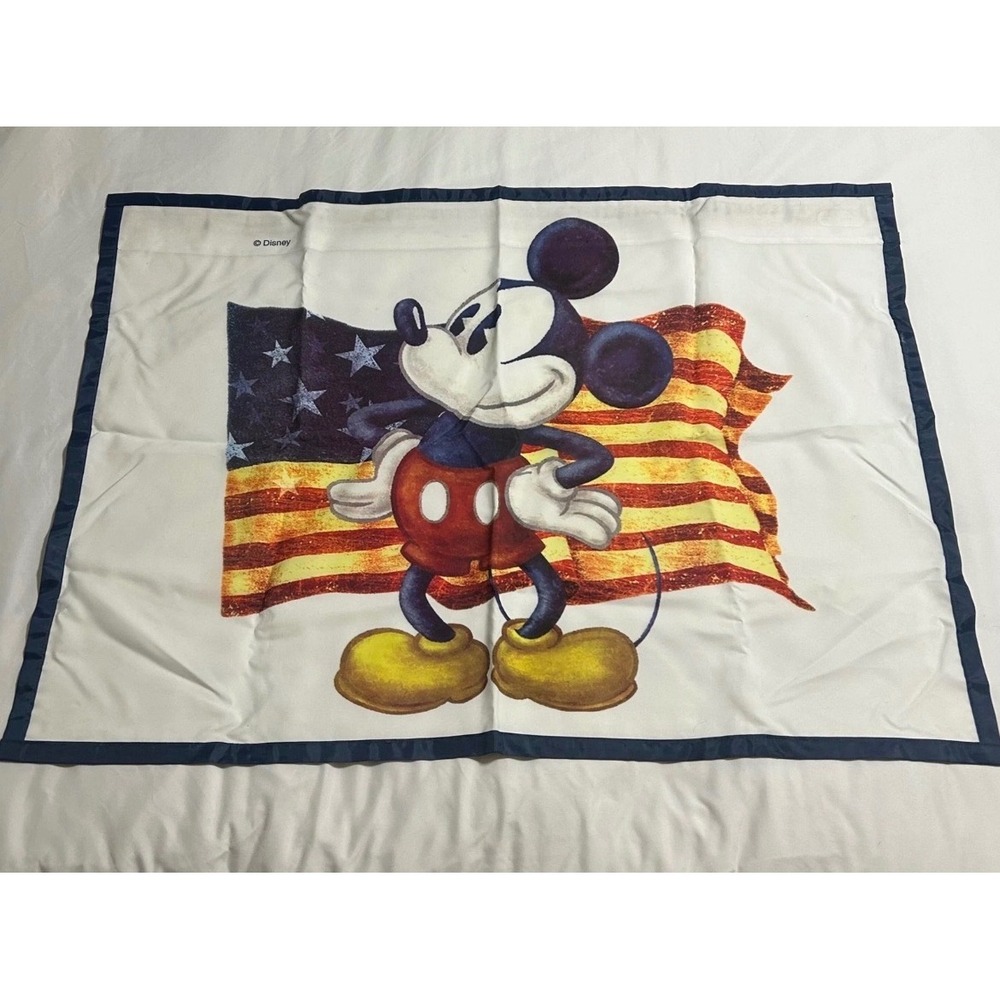 Disney Store Mickey Mouse American Flag Wall Hanging Tapestry Patriotic 39x28